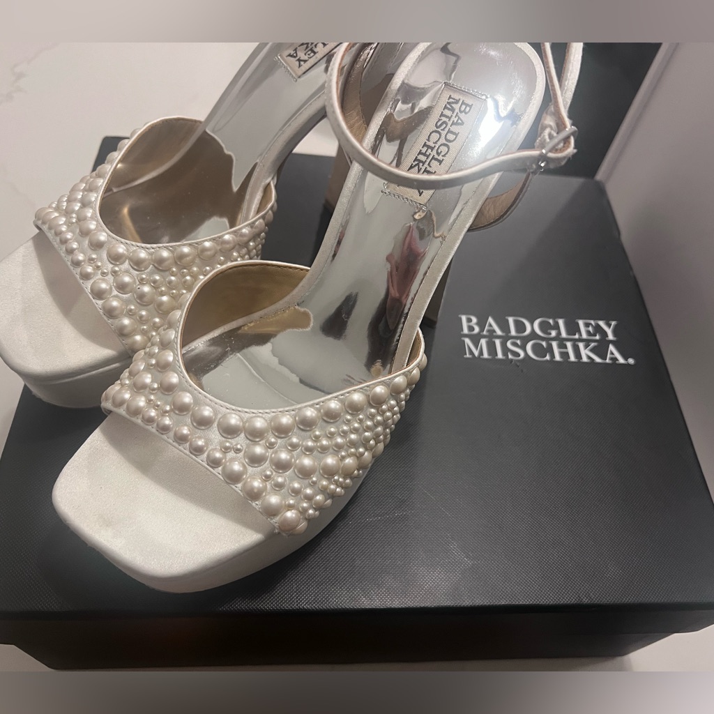 Badgley Mischka Bryleigh Heel Size 7